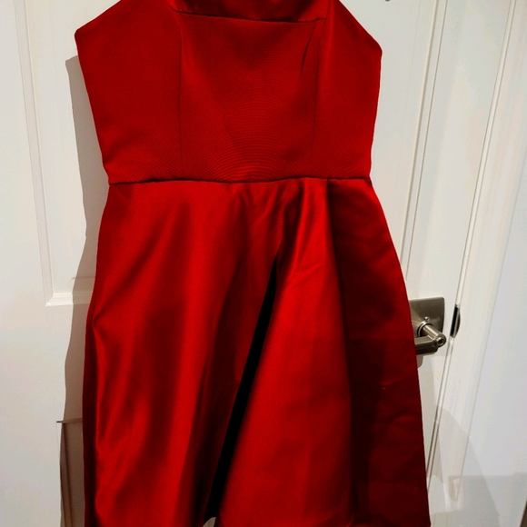 Dress - Picture 1 of 5